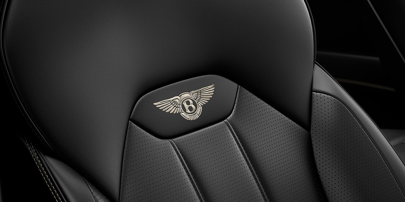 Bentley Brussels Bentley Bentayga seat with detailed Linen coloured contrast stitching on Beluga black coloured hide.