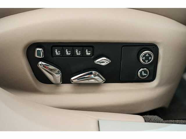 25:Bentley Flying Spur Speed V8 Hybrid, Berline, Extended Range Solid and Metallic, Hallmark, Bentley Brussels