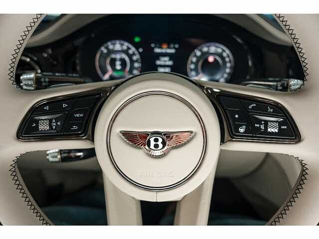 19:Bentley Flying Spur Speed V8 Hybrid, Berline, Extended Range Solid and Metallic, Hallmark, Bentley Brussels