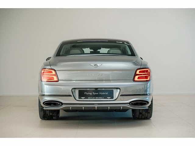 7:Bentley Flying Spur Speed V8 Hybrid, Berline, Extended Range Solid and Metallic, Hallmark, Bentley Brussels