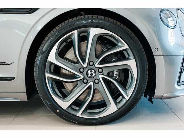 5:Bentley Flying Spur Speed V8 Hybrid, Berline, Extended Range Solid and Metallic, Hallmark, Bentley Brussels