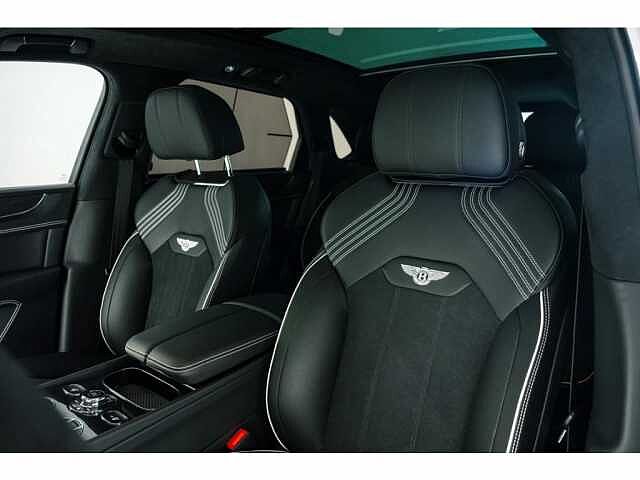 26:Bentley Bentayga S V6 Hybrid, SUV, Hallmark, Bentley Brussels