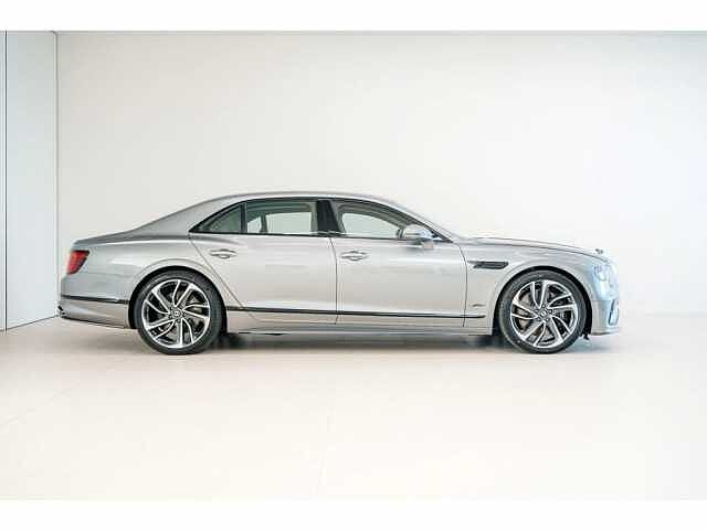 4:Bentley Flying Spur Speed V8 Hybrid, Berline, Extended Range Solid and Metallic, Hallmark, Bentley Brussels
