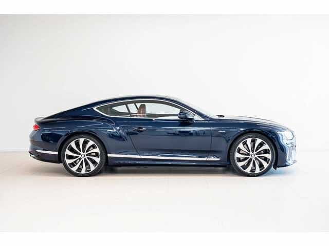 4:Bentley Continental GT Azure V8 Hybrid, Coupe, Peacock, Bentley Brussels