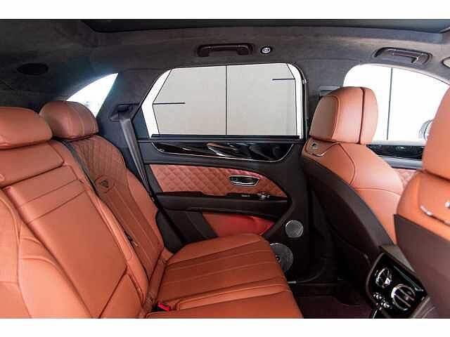 9:Bentley Bentayga Azure V8, SUV, Tungsten, Bentley Brussels