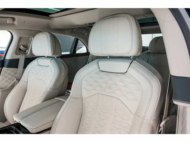 21:Bentley Flying Spur Speed V8 Hybrid, Berline, Extended Range Solid and Metallic, Hallmark, Bentley Brussels