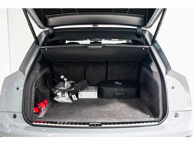 38:Bentley Bentayga S V6 Hybrid, SUV, Cambrian Grey, Bentley Brussels