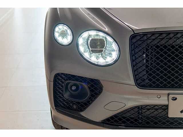 7:Bentley Bentayga Azure V8, SUV, Tungsten, Bentley Brussels
