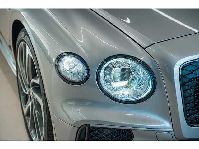 12:Bentley Flying Spur Speed V8 Hybrid, Berline, Extended Range Solid and Metallic, Hallmark, Bentley Brussels